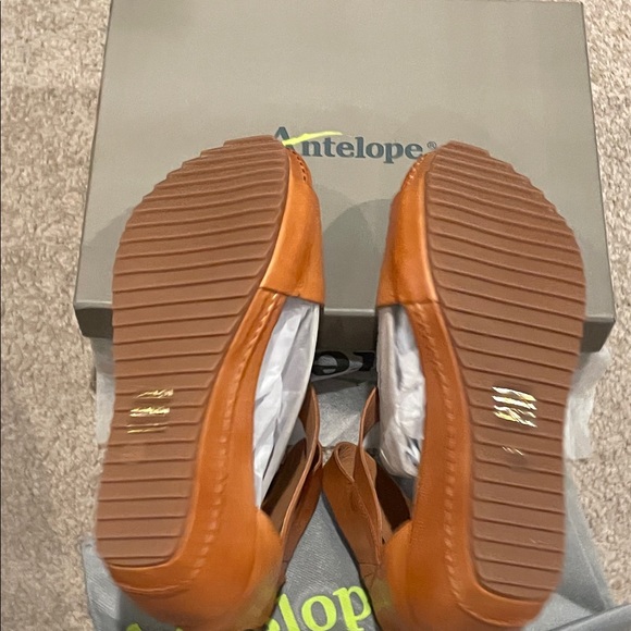 Antelope Davi Leather Wedge Sandals - Tan sz39 or 8-8.5 - Picture 5 of 8